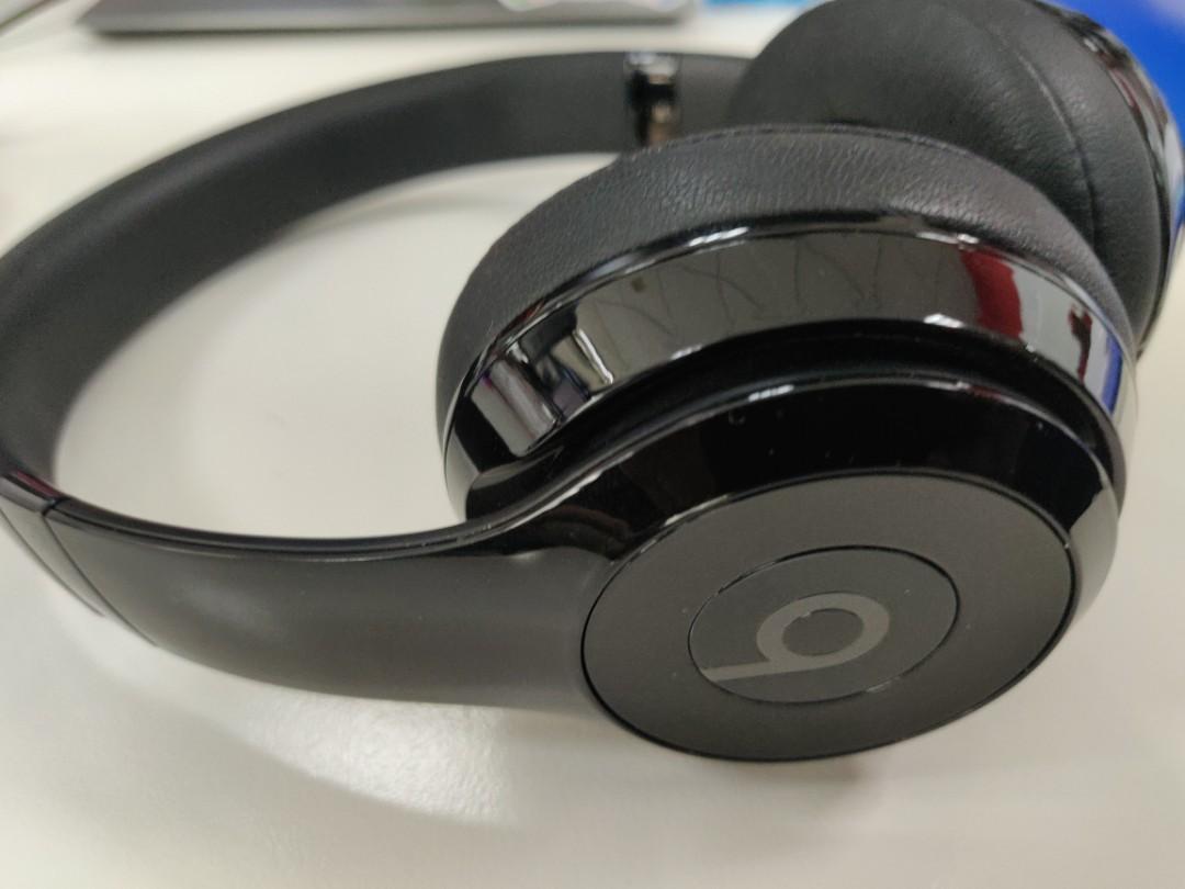 beats solo 3 wireless second hand