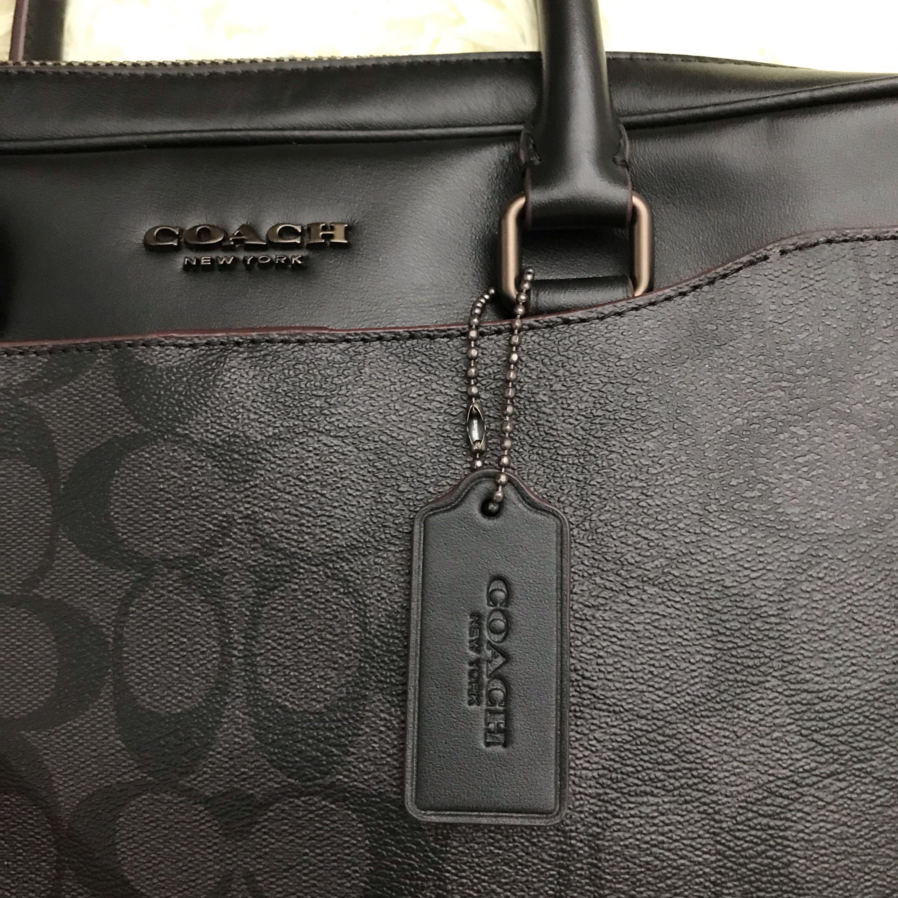 🇺🇲 Authentic Coach Laptop Bag, Luxury, Bags & Wallets on Carousell