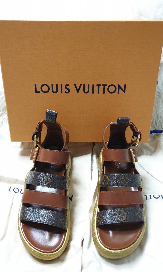 lv archlight flat sandal