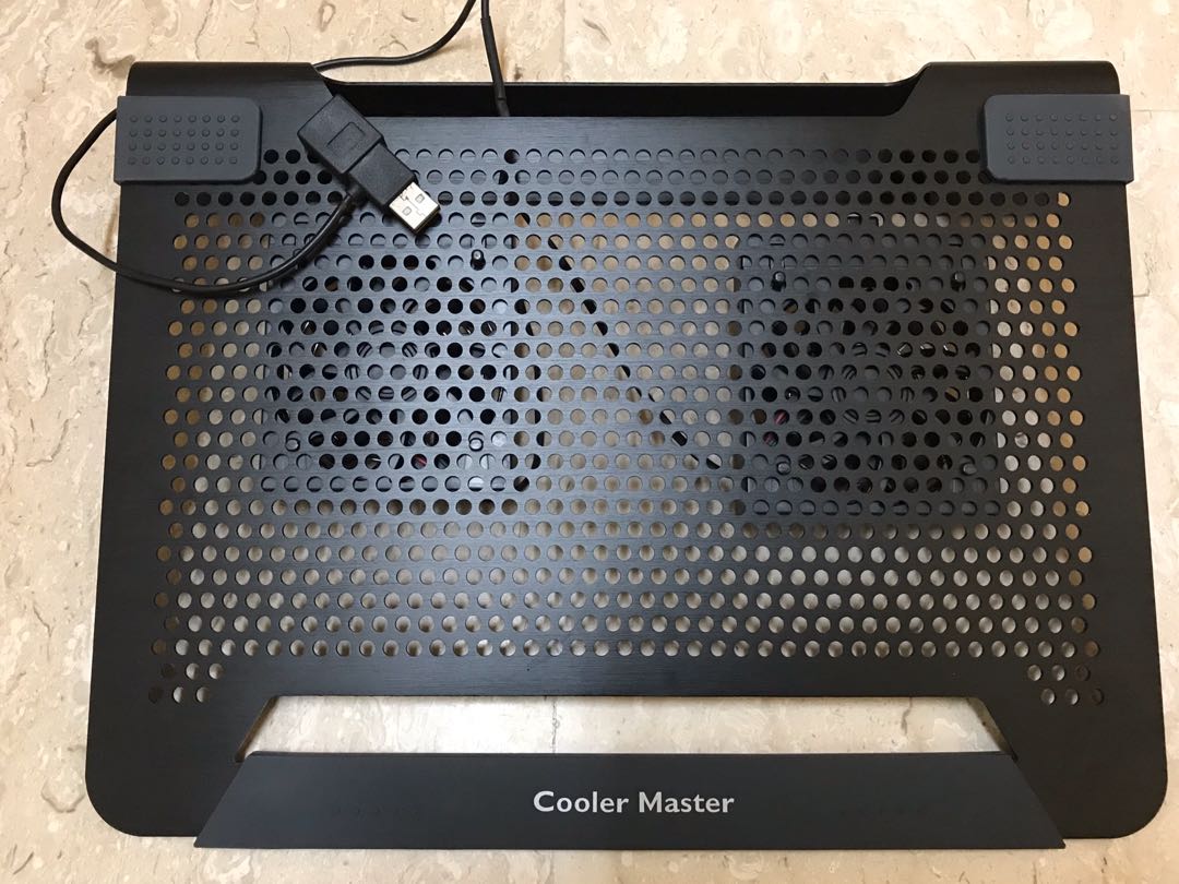 Cooler Master Notebook Cooler With Movable Fans, Computers & Tech