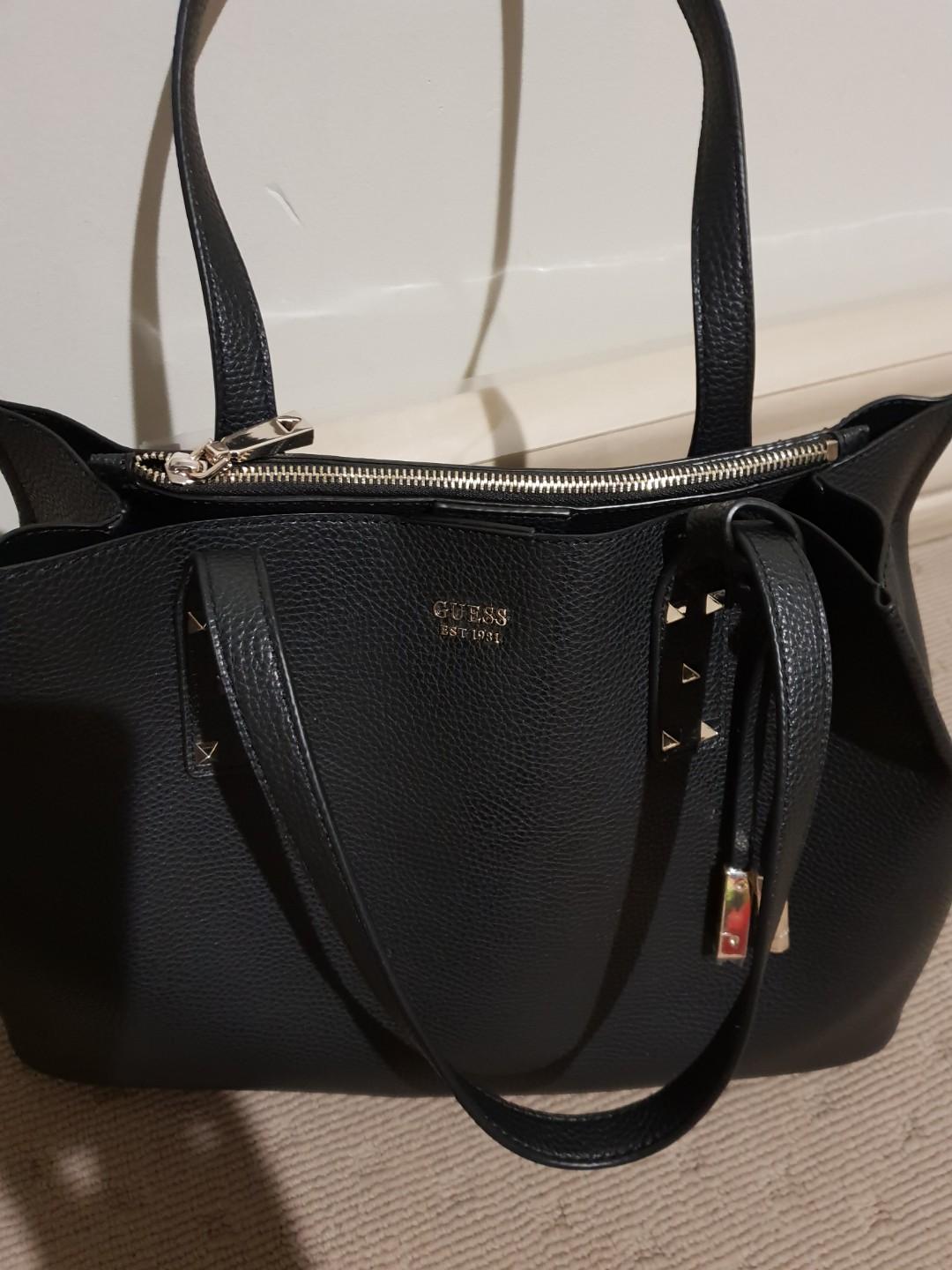 Guess fortune tote deals