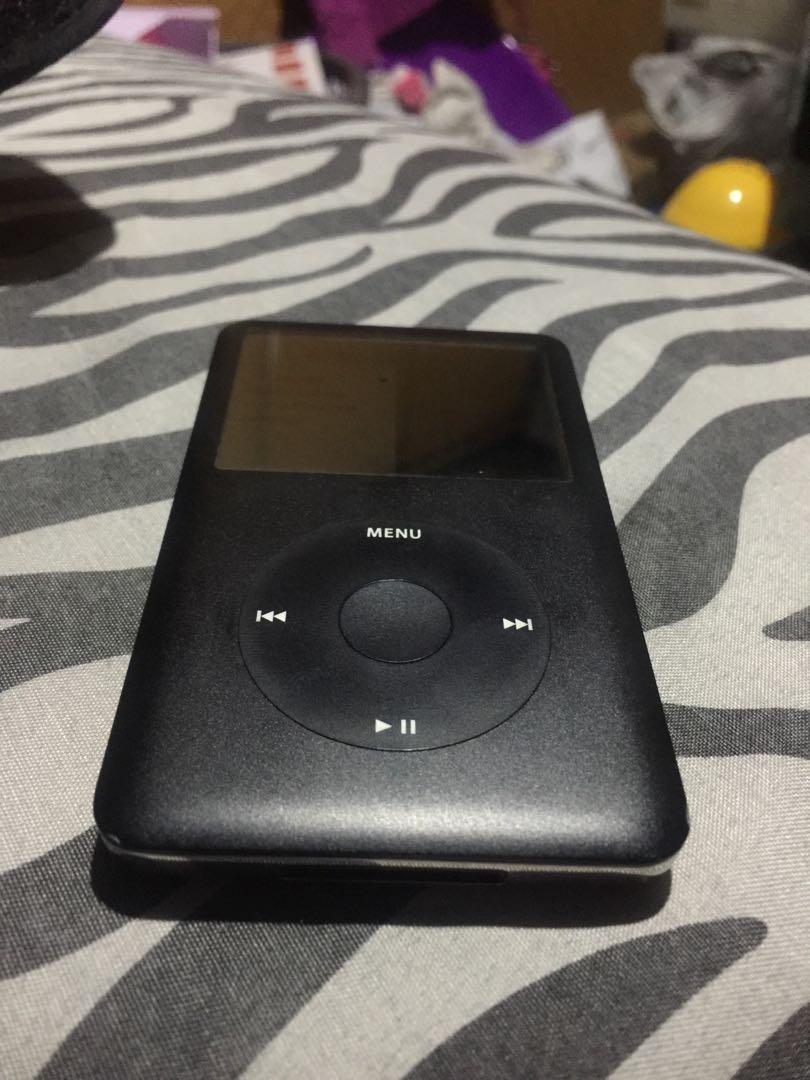 Ipod Video Classic 160gb swap ok (Category: Portable Audio Accessories) located in Manila. Submitted by frenchfavor (Listing ID 255866082, Image 2). Description: 9/10 condition no issue sale swap jordan caps,slides/hydro size 11 or gshock ga110 series or car amplifier or text me your best offer 09174637906 no reply means not interested in your offer thanks God bless.