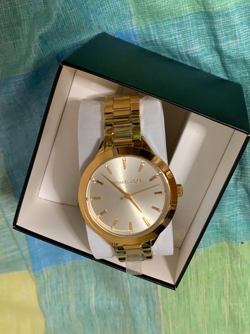 watch station michael kors