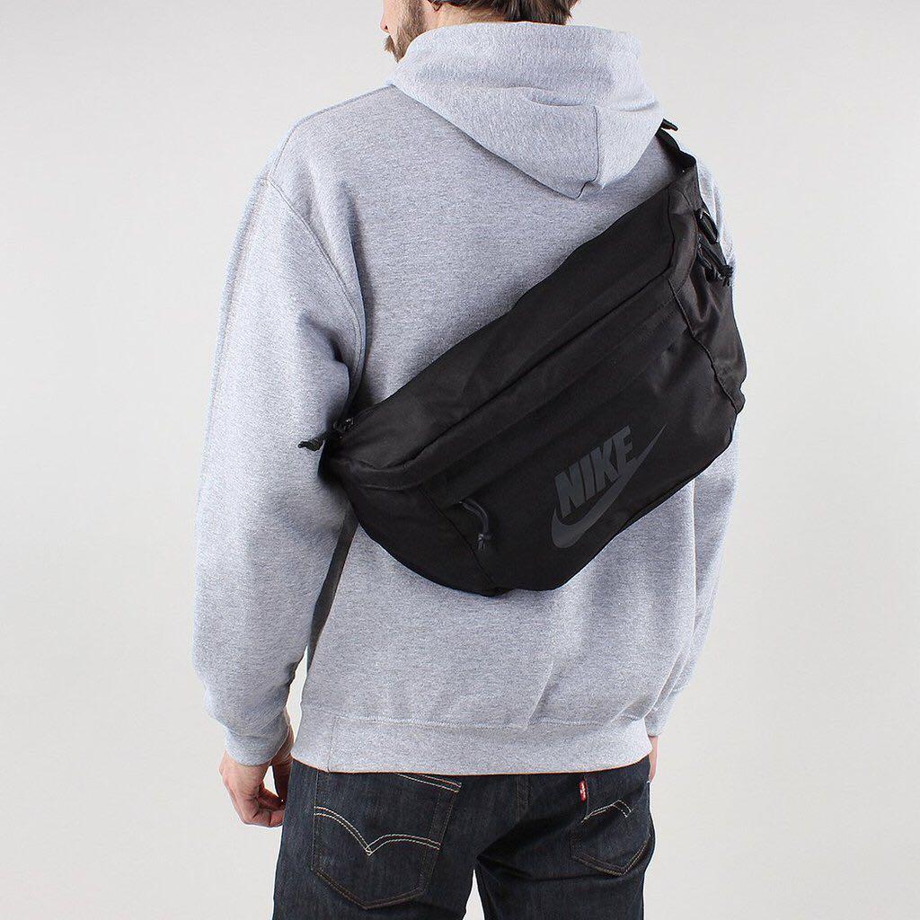 Nike large tech bum bag in black