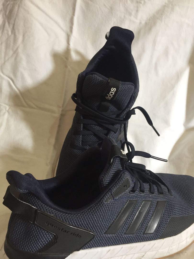 sepatu adidas original biru, Fesyen Pria, Sepatu , Sneakers di Carousell