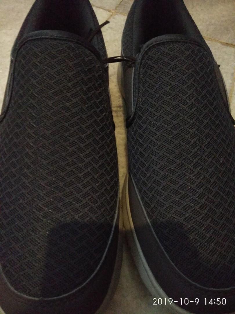 rivers crocs
