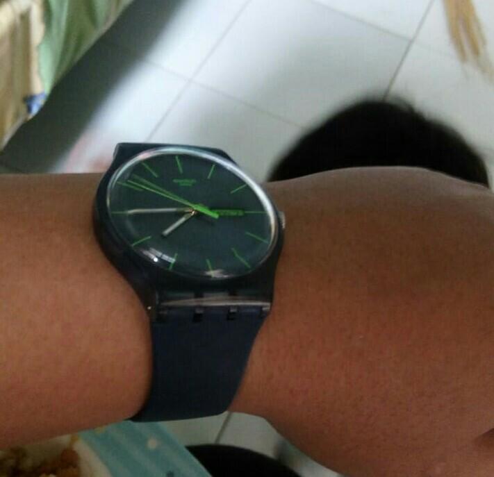 swatch rebel blue