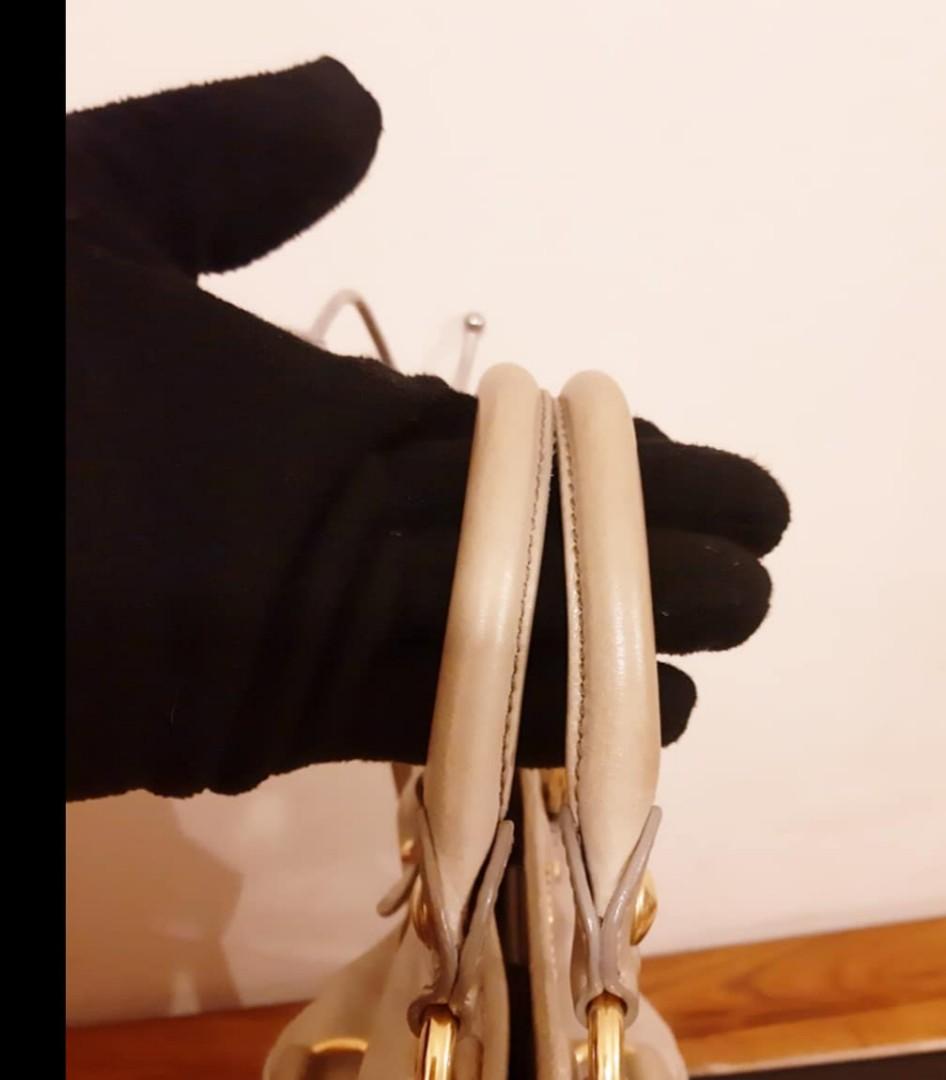 AUTHENTIC MIU MIU LAMBSKIN LEATHER MEDIUM TOTE BAG, COMES WITH ITS