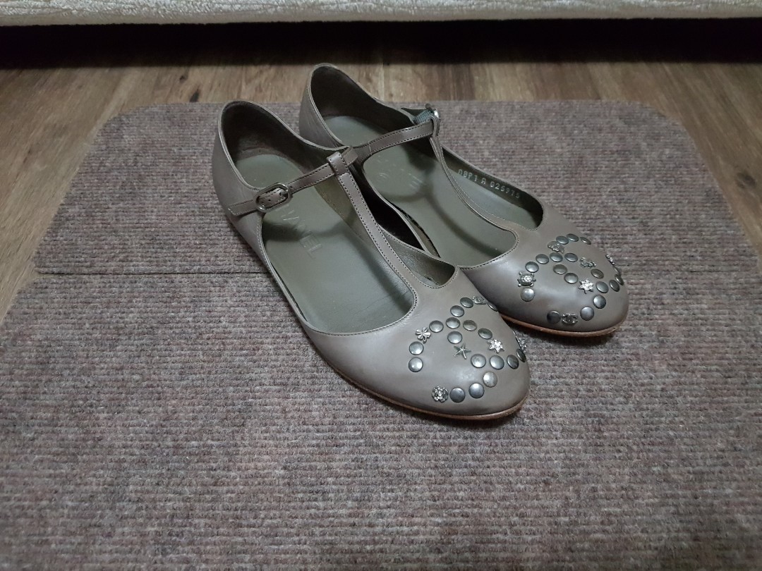 Chanel mary jane shoes size 36 Women s Fashion Footwear Flats