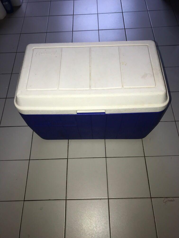 Coleman 48 Quart (45l) Cooler 5248, Sports Equipment, Hiking & Camping