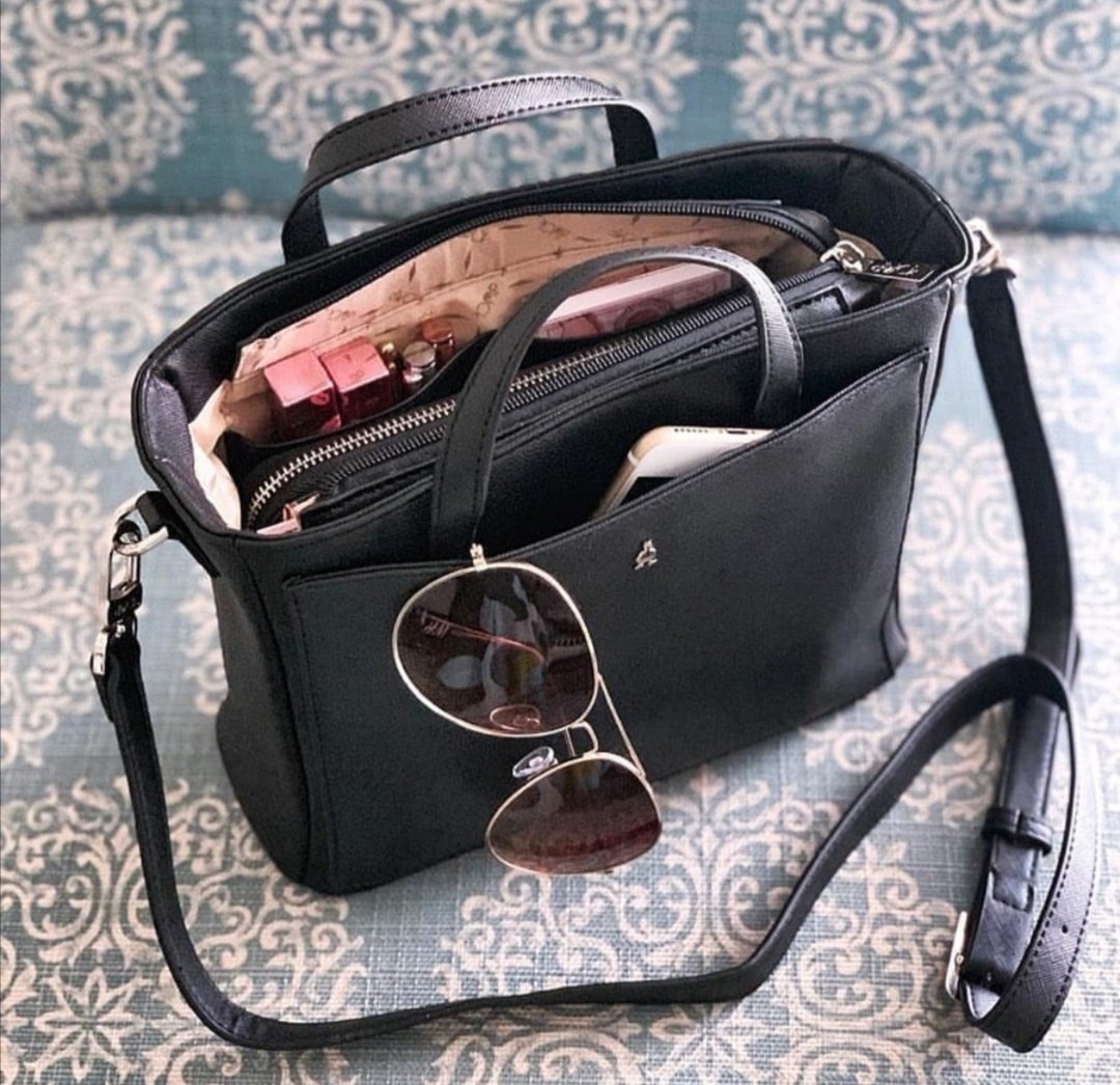 duck lola bag price