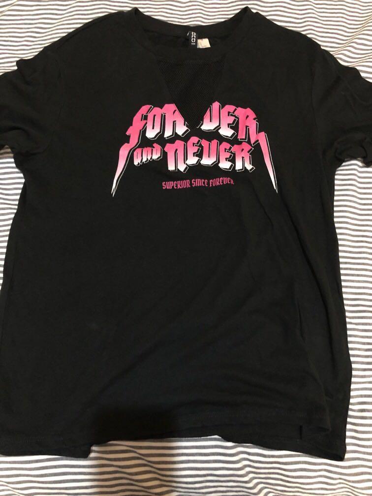 H M Rock T Shirt Fesyen Pria Pakaian Atasan Di Carousell