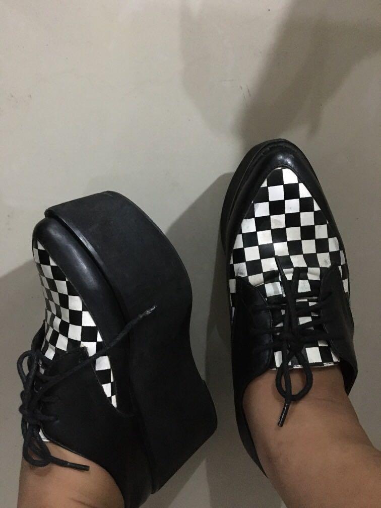 Jeffrey online campbell creepers