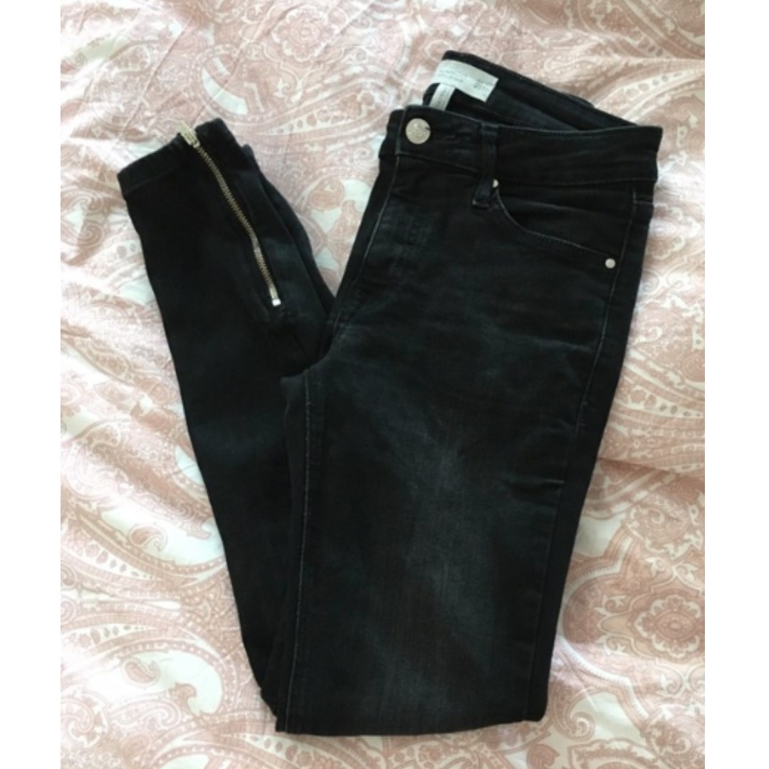 Rush sale Mango Tattoo Cropped Jeans Women s Fashion Bottoms