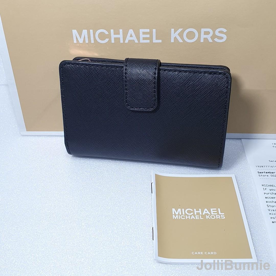 Michael kors jet 2025 set travel bifold wallet