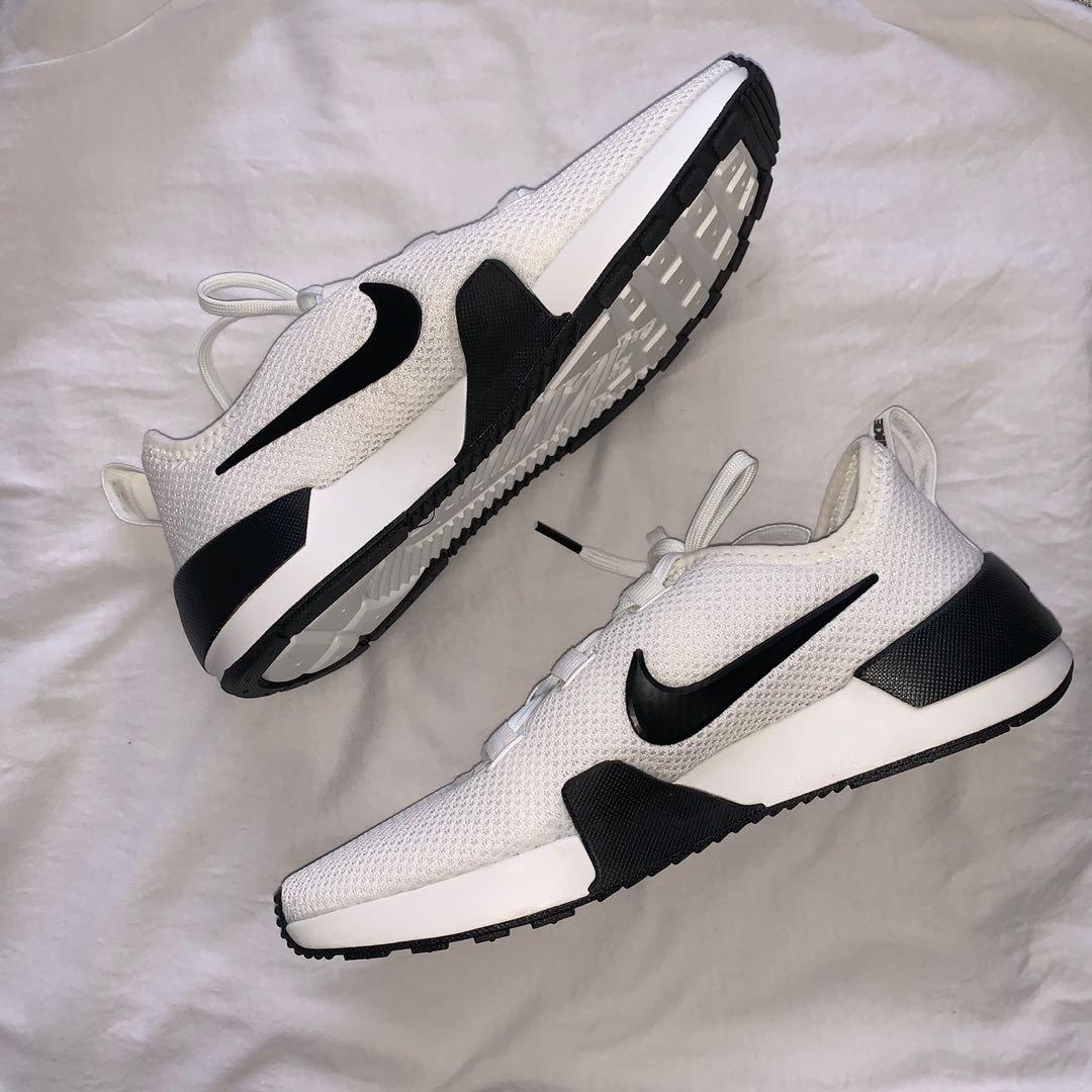 new black and white nikes