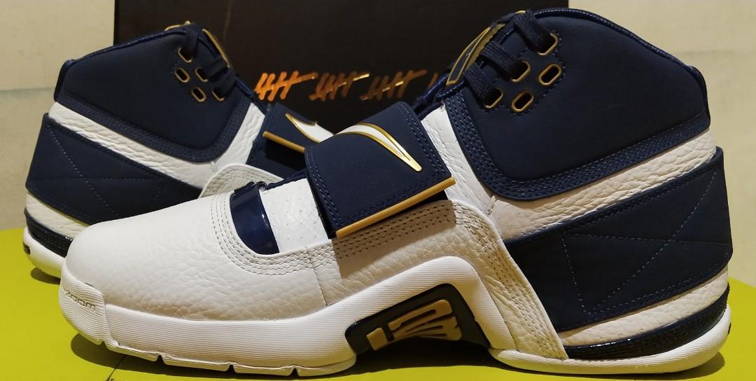 Nike Zoom Lebron Soldier CT16 QS Men s Fashion Footwear