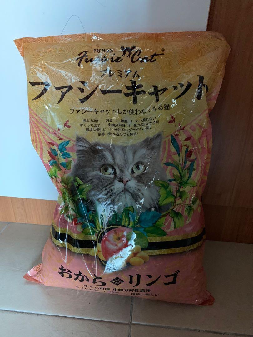 PREMIUM FUSSIE CAT JAPANESE SOYBEAN LITTER Everything Else Others on Carousell