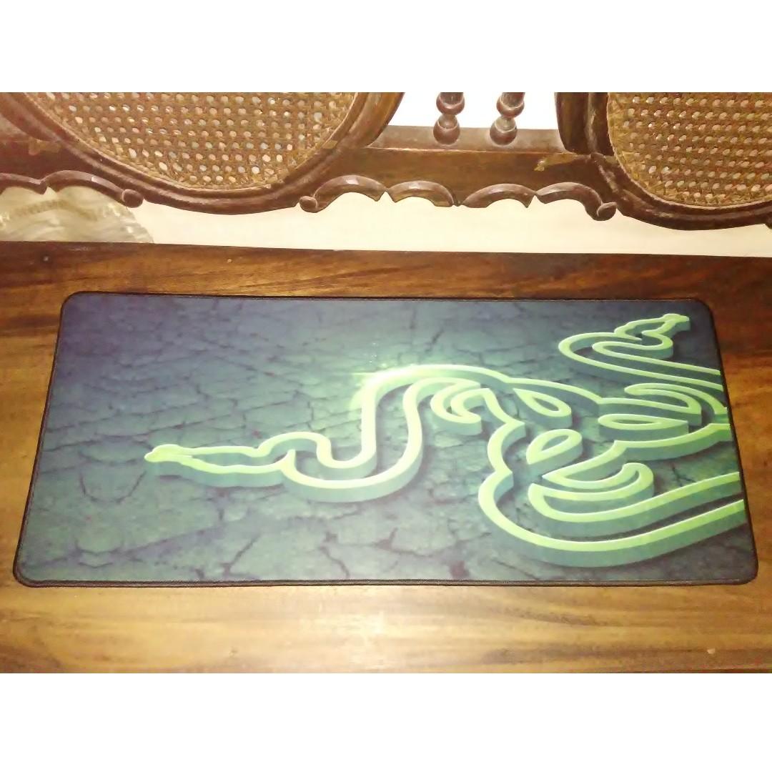 Razer Goliathus Speed Edition Gaming Mouse Pad Large (Category: Mouse & Mousepads) located in Cainta. Submitted by techtoysnmore (Listing ID 256000744, Image 3). Description: Razer Goliathus Speed Edition Gaming Mouse Pad Large Features: *Slick, taut weave for speedy mouse movements *Pixel-precise targeting and tracking *Optimized for all mouse sensitivities and sensors *Highly portable cloth-based design *Anti-fraying stitched frame *Anti-slip r