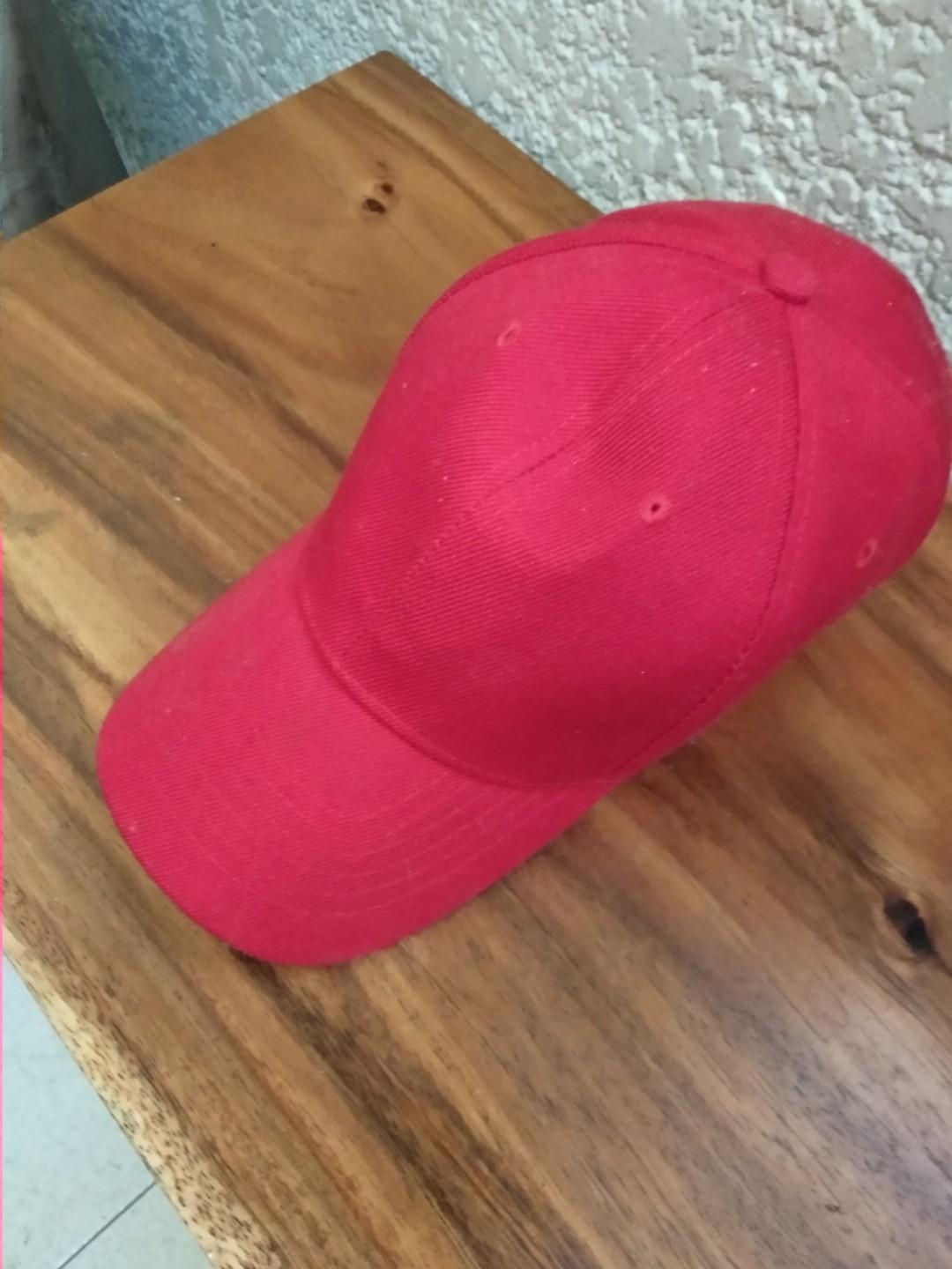 Red Cap (Category: Caps & Hats) located in Manila. Submitted by thejaypee (Listing ID 256003987, Image 2). Description: Red cap for sale. Never been used. Nastore lang sa kwarto..