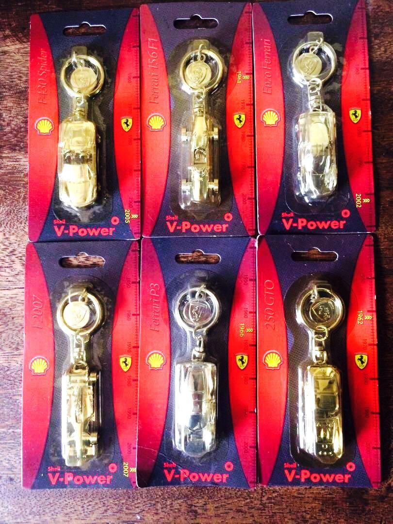 Shell Ferrari Keyrings - complete set, Hobbies & Toys, Memorabilia ...