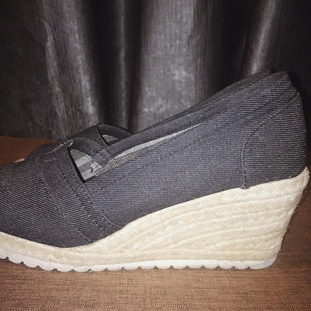Skechers top denim wedges