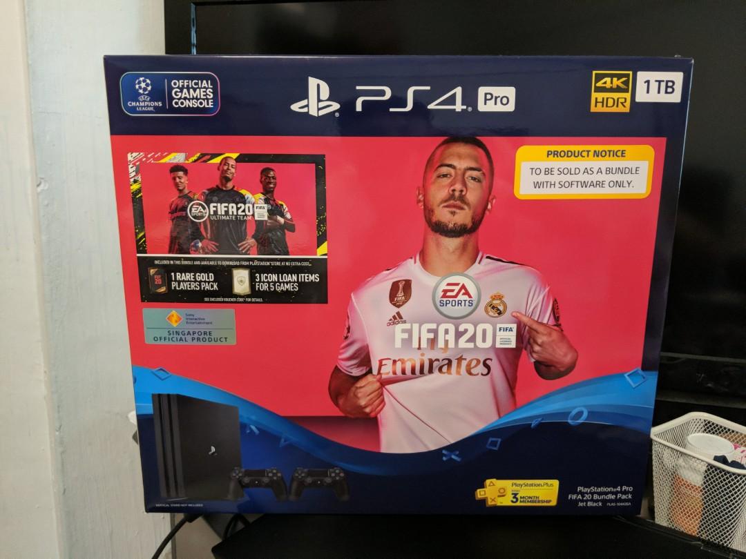 ps4 pro with 2 controllers and fifa 20