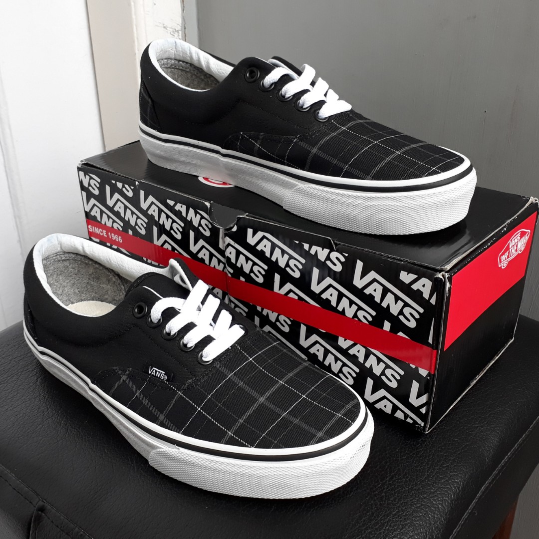 Vans era sales black plaid