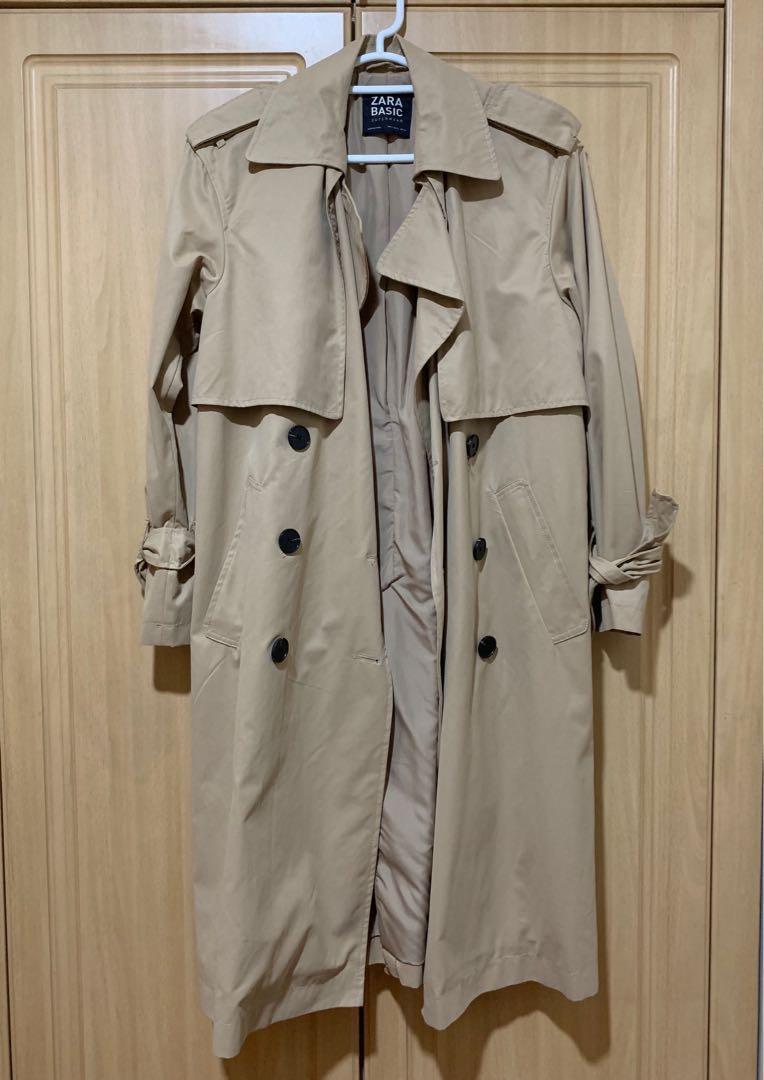 Zara Basic Trenchcoat (size: S) (Category: Coats, Jackets and Outerwear) located in Makati City. Submitted by _stepau (Listing ID 245191131, Image 1). Description: Zara Basic Trenchcoat (size: S) Brand new, still with tags. Bought from Portugal for €69,95. Water-repellant..
