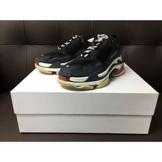 Balenciaga's All New Track.2 Sneaker Is Available Pinterest