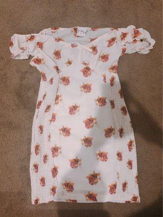 Princess Polly Floral Dress fit sz6-8