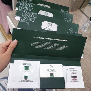THE BODY SHOP Vial 3 in 1 tea tree wash - scrub - mask, vitamin e moisture cream, tea tree oil