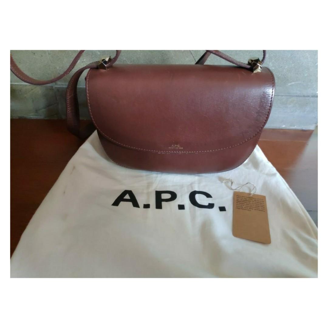 Apc shop sling bag