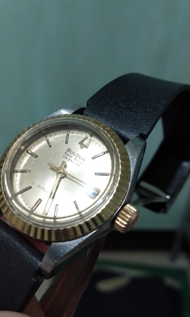 bulova fluted bezel