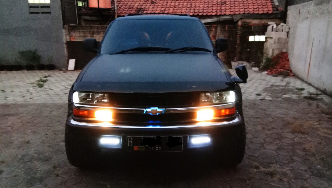 Chevrolet Opel Blazer Dohc Lt 2001 Mobil Motor Mobil Untuk Dijual Di Carousell