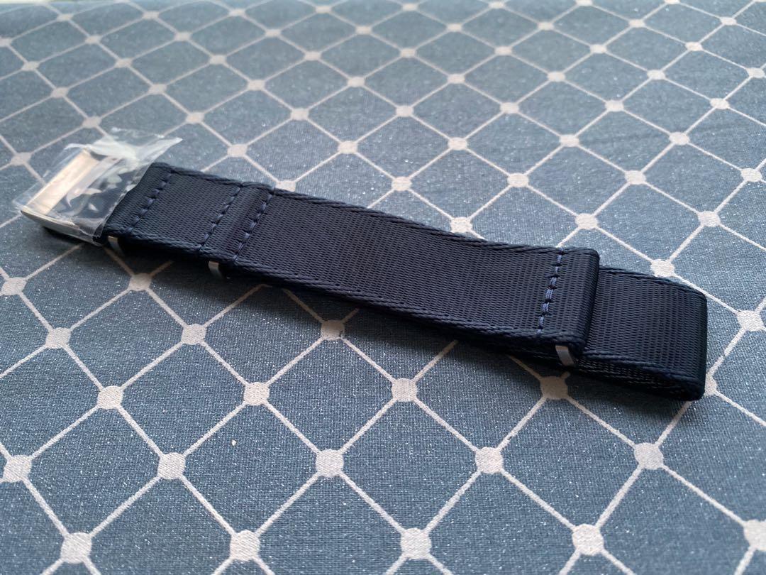 Crown Buckle 22mm Supreme NATO Midnight Strap