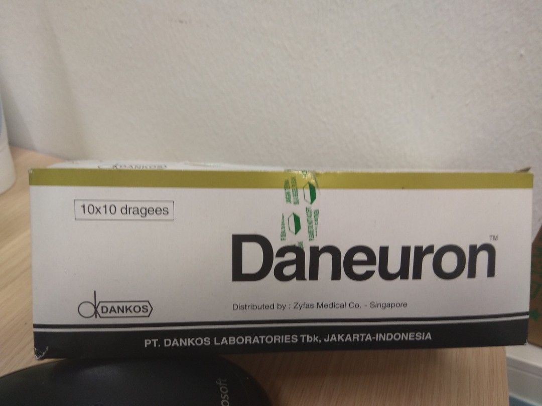 Daneuron Vitamin B1,B6,B12 (10x10dragees), Everything Else on Carousell