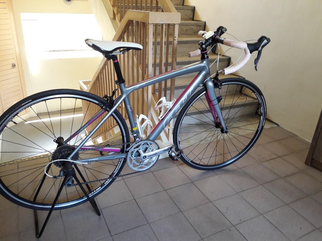 felt zw100 women's road bike