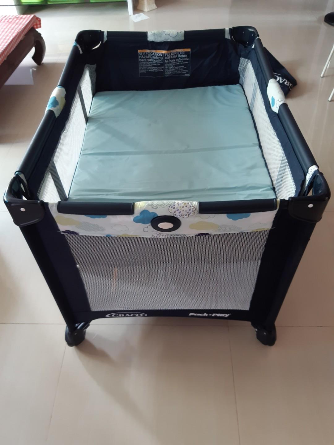 Graco Pack&Play baby cot, Babies & Kids, Baby Nursery & Kids Furniture