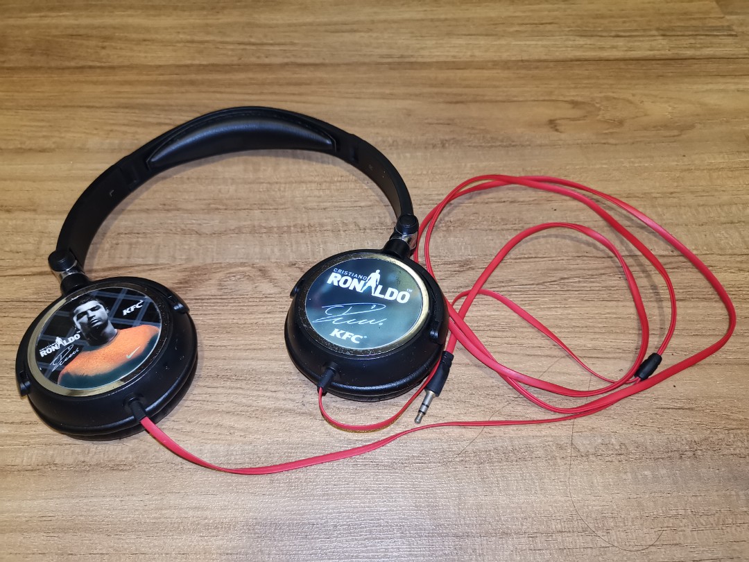 KFC Headphone Ronaldo version