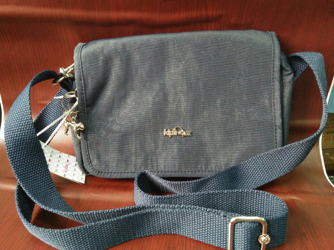 kipling delphin bag