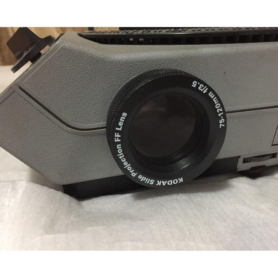 Kodak Ektagraphic Slide Projector III ATS, Photography, Video Cameras