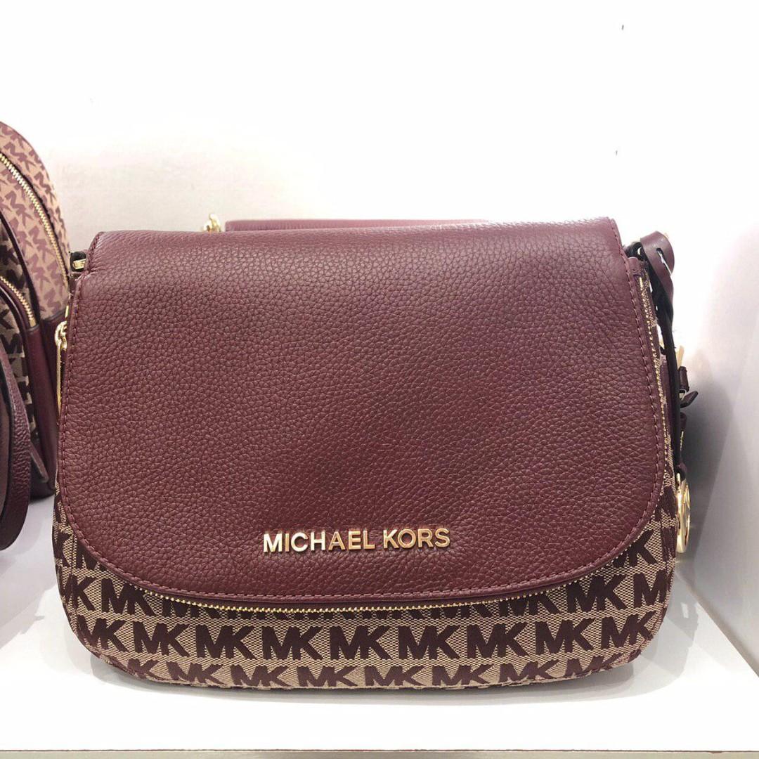 MICHAEL Michael Kors Bedford Medium Convertible Strap Pouchette Brown  32F6GBFU2V-845