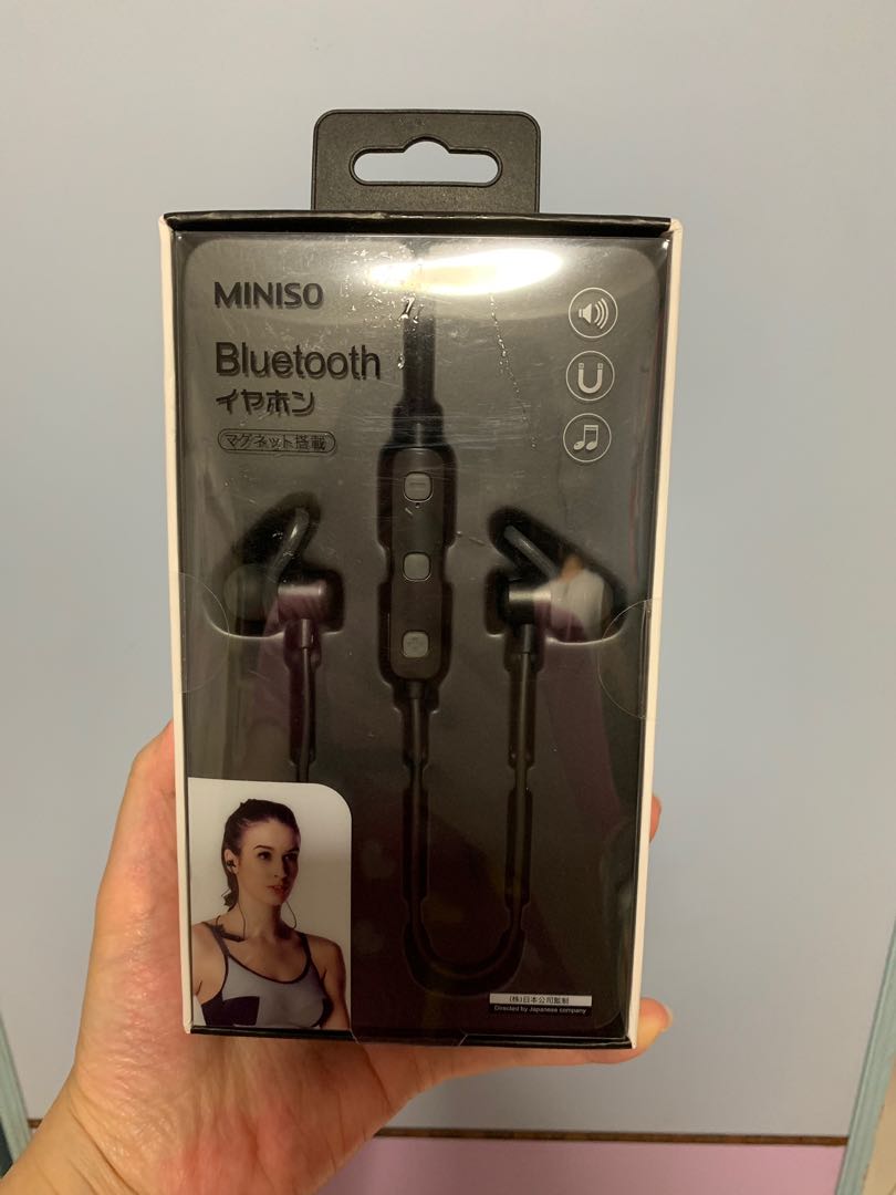 Miniso store bluetooth earpiece