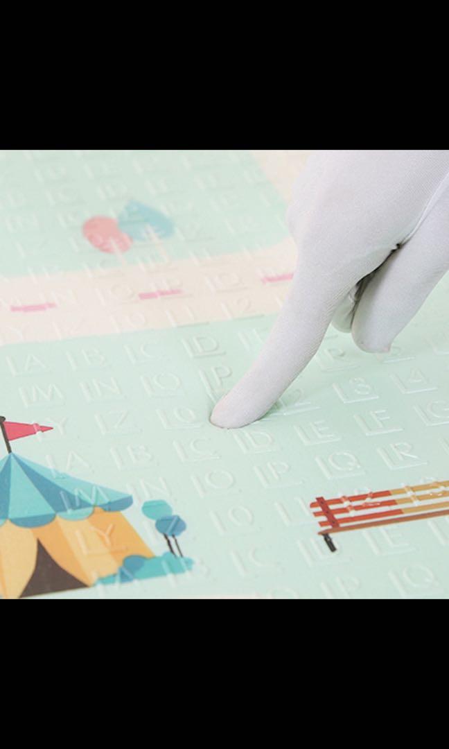 Play foam mat (Category: Changing Mats & Accessories) located in Manila. Submitted by maepril (Listing ID 256202852, Image 3). Description: Used this only once. Bought overseas for 2,300 Maganda siya hnd madulas.parang queen size bed ang size Please check pics for item description and size .