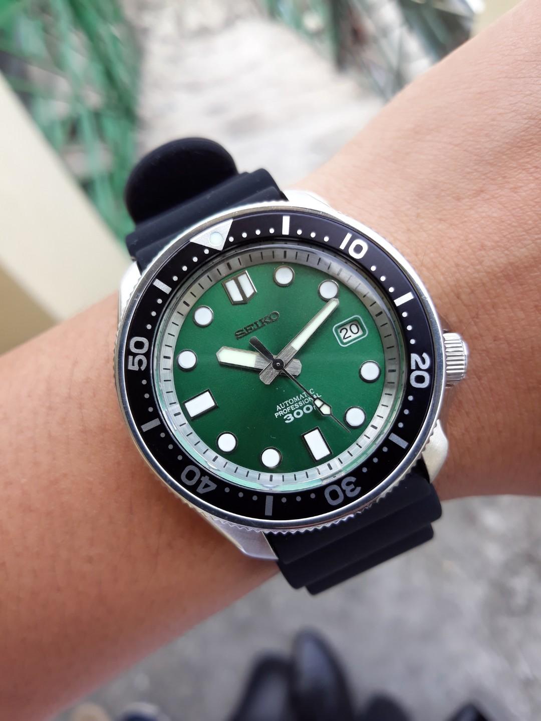 Seiko SKX Large Green MM300 Mod, Men's Fashion, Watches & Accessories,  Watches on Carousell