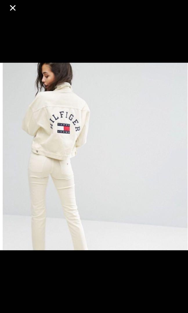 Vintage Rare Tommy Jeans 90s Girlfriend Retro Trucker Jacket in