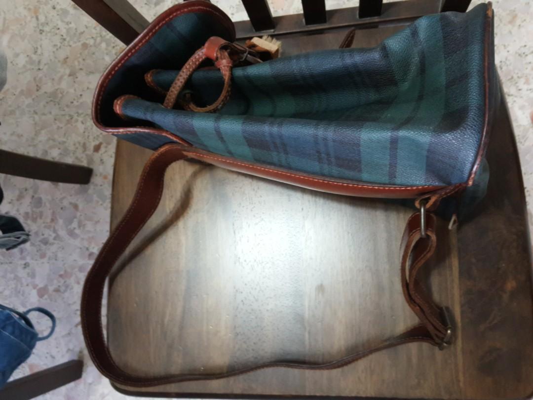 Backpack (Category: Backpacks) located in Singapore. Submitted by eileenlimm (Listing ID 256363669, Image 3). Description: Very unique piece Defect at the back Price is negotiable.