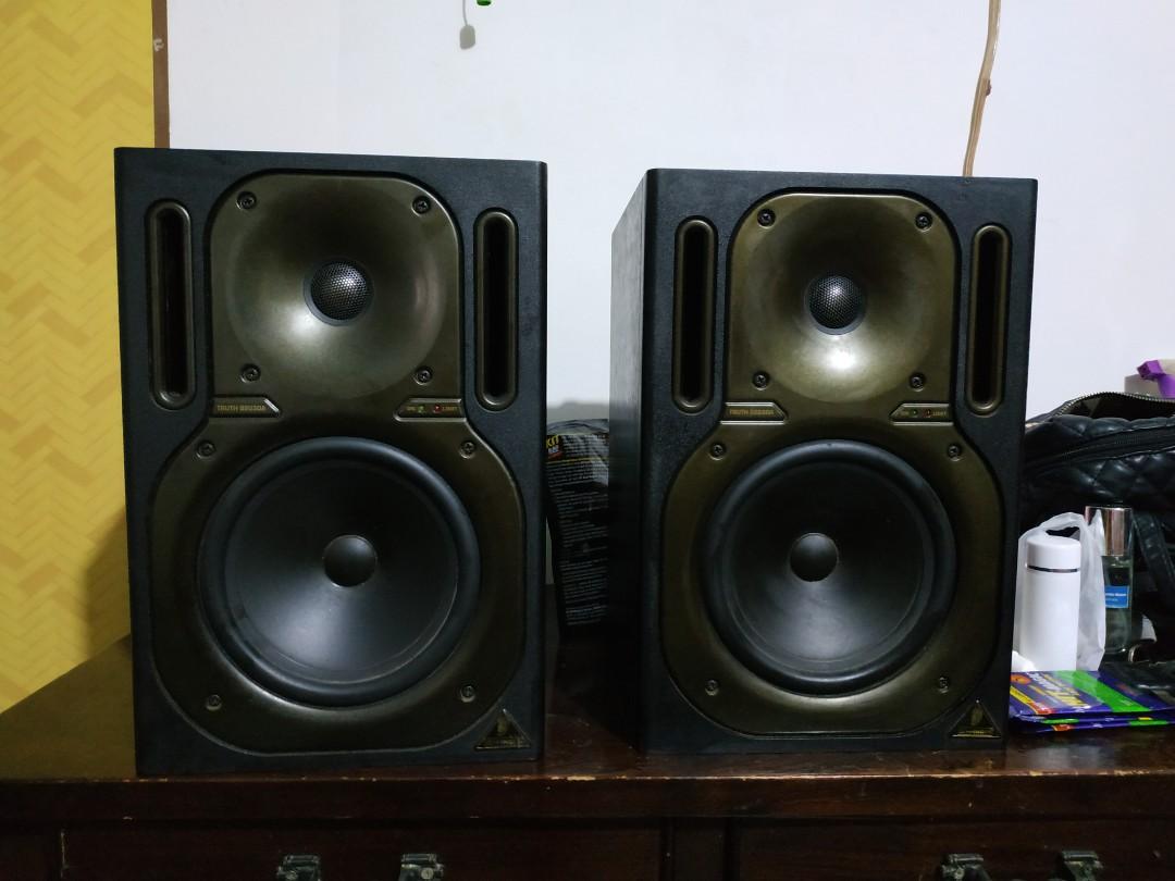 Speaker flat behringer sale
