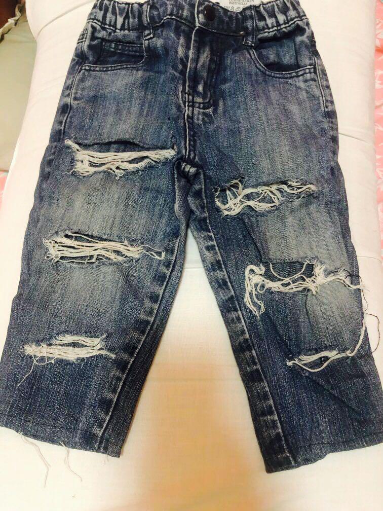 Burberry ripped jeans clearance